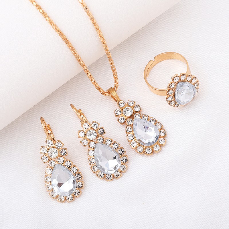 3-Piece Luxury Jewelry Set - Necklace, Earrings & Ring Diamond Bridal Set