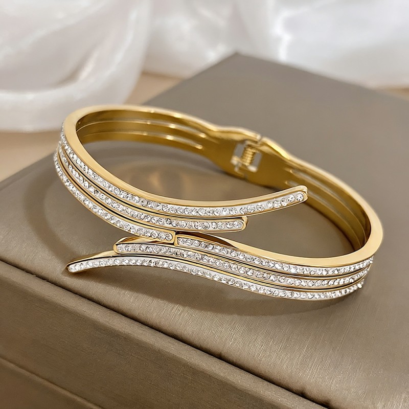 Elegant Irregular Bangle In 304 Stainless Steel With Gold Electroplated Inlay, Unisex Design