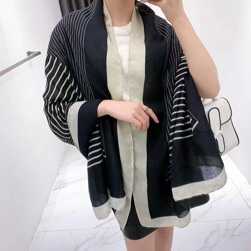 Korean autumn and winter scarf, shawl, dual-purpose silk scarf for women, versatile spring and autumn ultra-thin cotton and linen outer travel gauze scarf