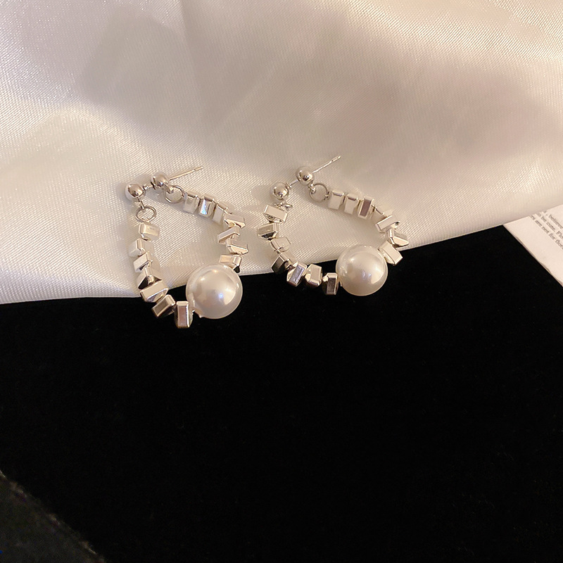Luxury Silver Earrings - Beads and Hearts Collection
