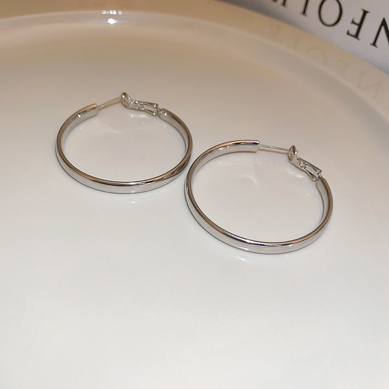 Luxury Silver Earrings - Beads and Hearts Collection