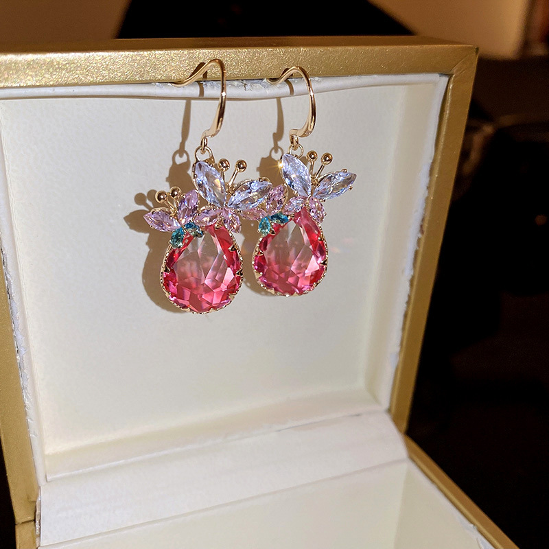 Luxury Rose Silver Earrings - Hearts, Flowers, and Pearls Collection