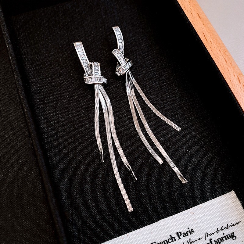 European and American Cross-border Long Wheat Ears Flowers Leaves Tassel Earrings Cold Style Elegant Earrings Light Luxury High-end Earrings