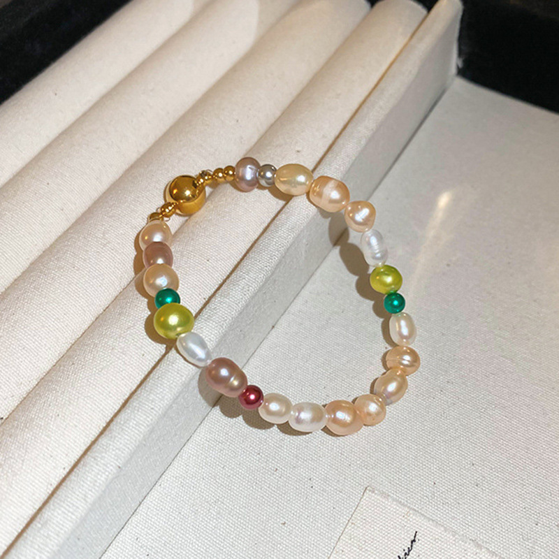 French Retro Baroque Crystal Pearl Bracelet, Light Luxury and High-End Bracelet, White, Fashionable and Versatile Hand Jewelry