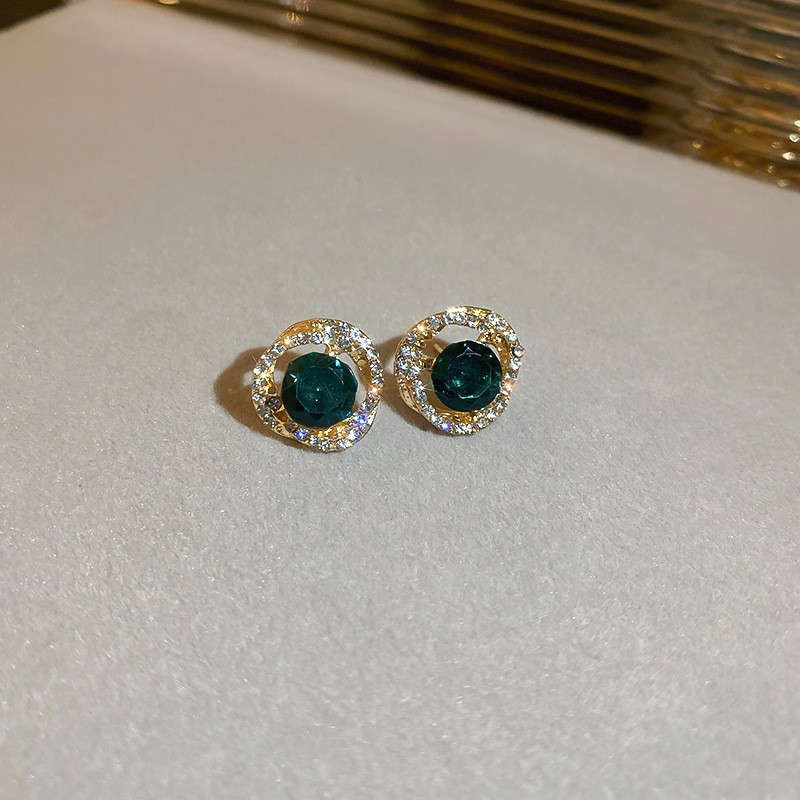 European and American Cross-border Green Zircon Flower Geometric Earrings Elegant All-match Earrings Light Luxury High-end Earrings Design Sense