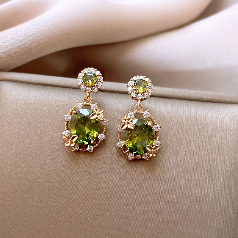 European and American Cross-border Green Zircon Flower Geometric Earrings Elegant All-match Earrings Light Luxury High-end Earrings Design Sense
