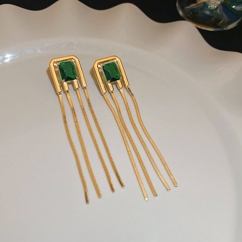 European and American Cross-border Green Zircon Flower Geometric Earrings Elegant All-match Earrings Light Luxury High-end Earrings Design Sense