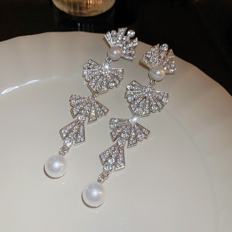 European and American Cross-border Long Wheat Ears Flowers Leaves Tassel Earrings Cold Style Elegant Earrings Light Luxury High-end Earrings
