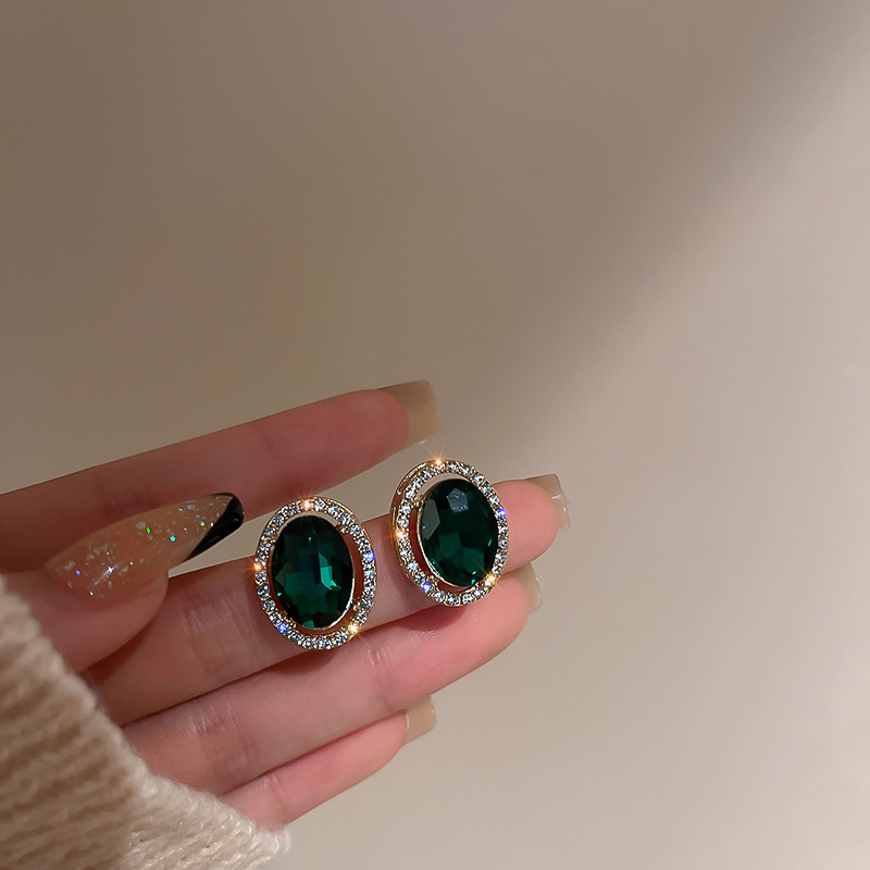 European and American Cross-border Green Zircon Flower Geometric Earrings Elegant All-match Earrings Light Luxury High-end Earrings Design Sense