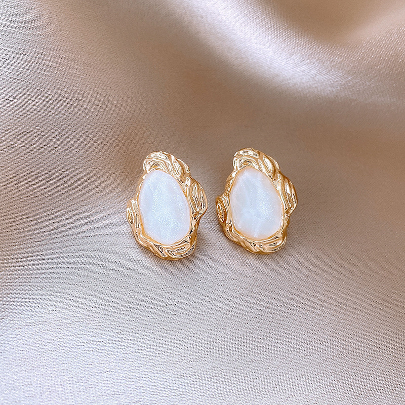 Silver Needle Fresh Blue Resin Diamond-Studded Round Earrings, Light Luxury High-End Earrings, Niche Forest-Style Temperament Ear Accessories