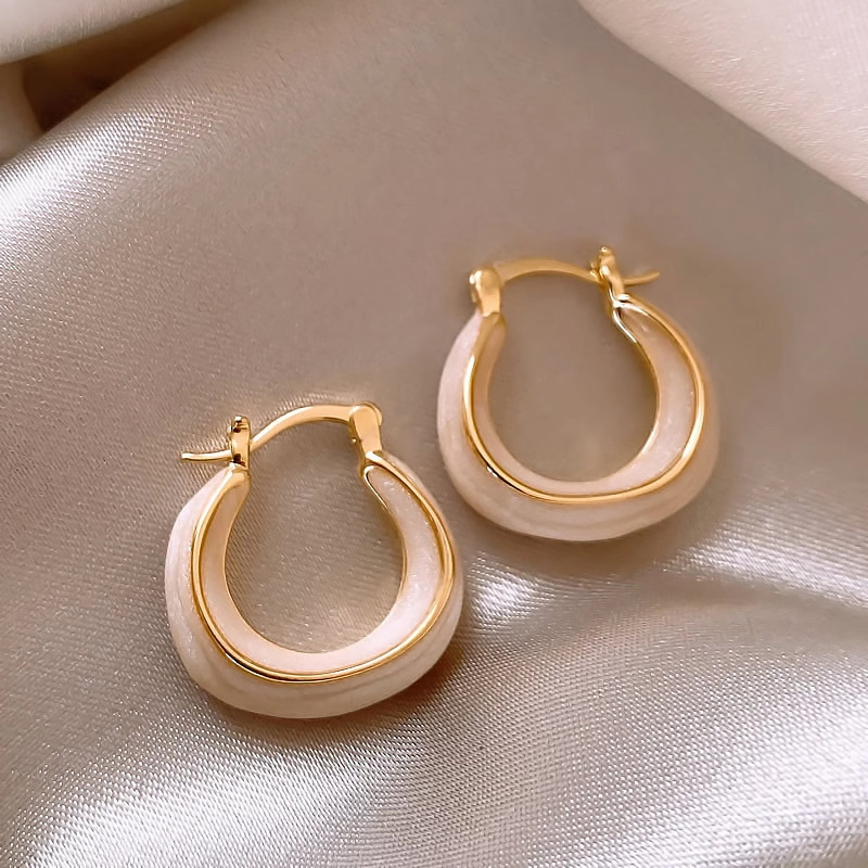 Silver needle flower love tassel earrings simple fashion Joker earrings small fresh light luxury high sense earrings wholesale