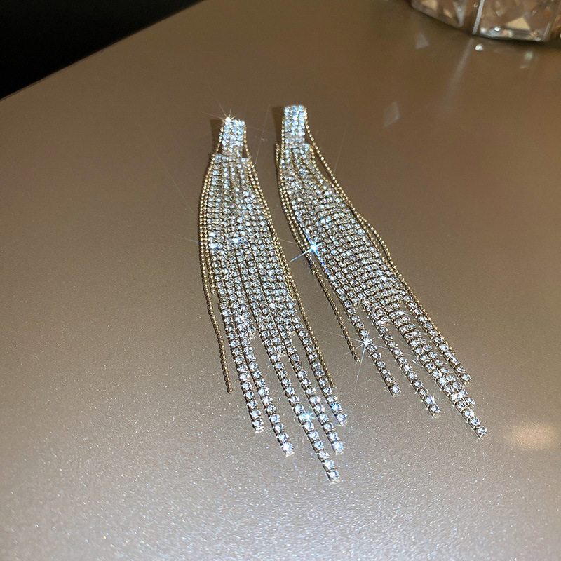 European and American Cross-border Long Wheat Ears Flowers Leaves Tassel Earrings Cold Style Elegant Earrings Light Luxury High-end Earrings