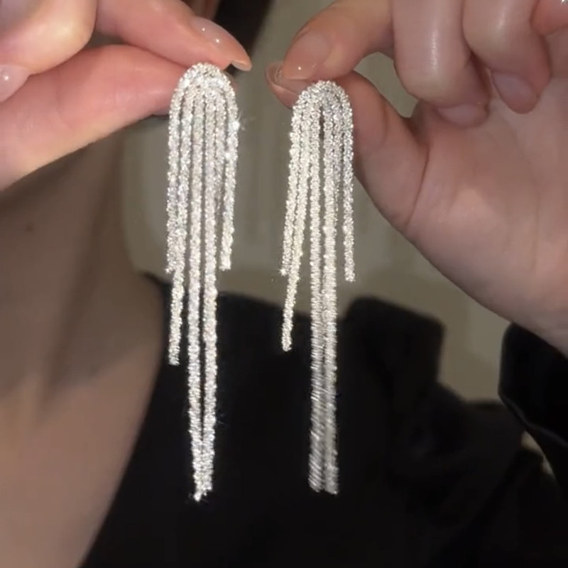 European and American Cross-border Long Wheat Ears Flowers Leaves Tassel Earrings Cold Style Elegant Earrings Light Luxury High-end Earrings
