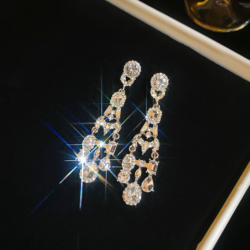European and American Cross-border Long Wheat Ears Flowers Leaves Tassel Earrings Cold Style Elegant Earrings Light Luxury High-end Earrings
