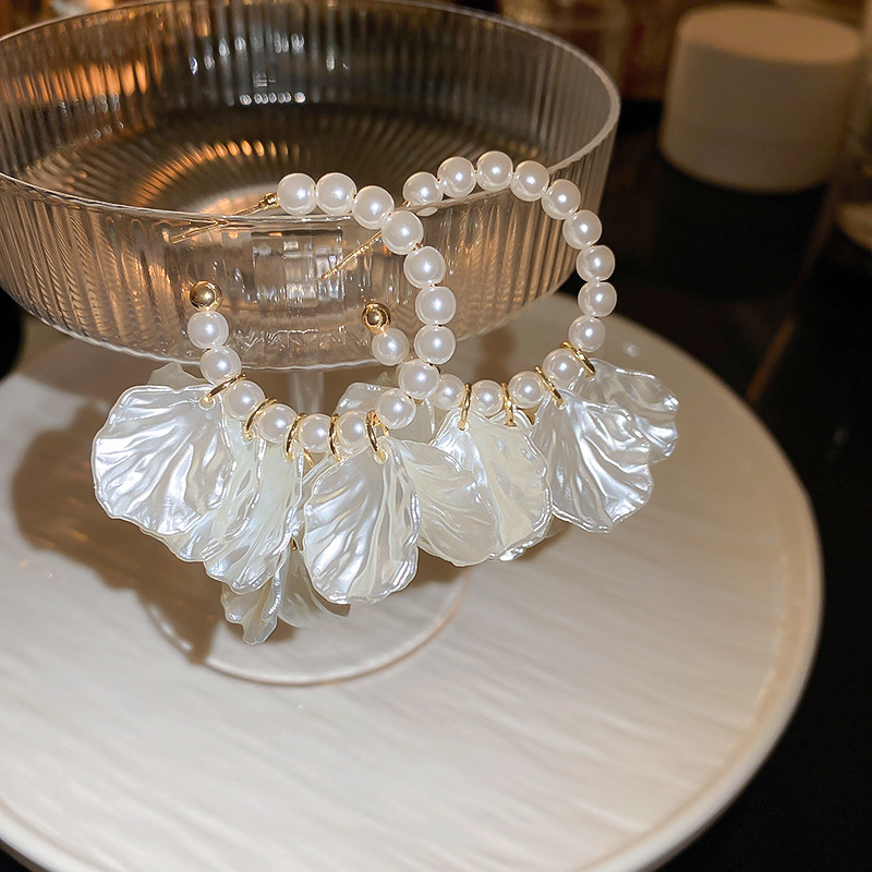 Silver needle flower love tassel earrings simple fashion Joker earrings small fresh light luxury high sense earrings wholesale