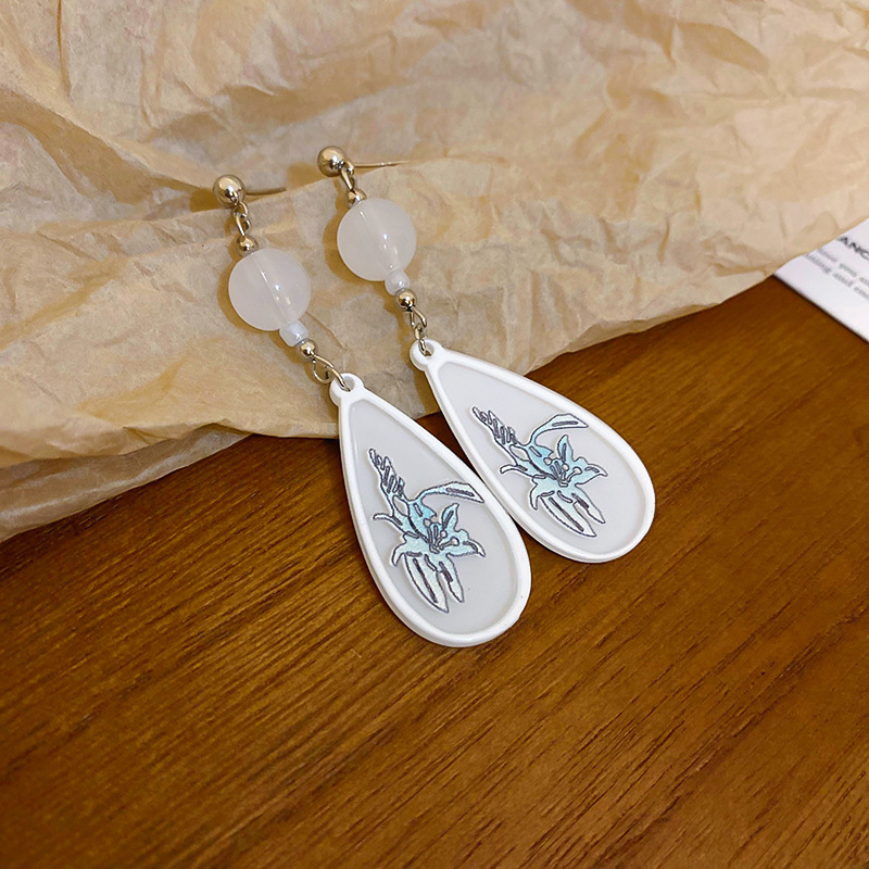 Silver needle flower love tassel earrings simple fashion Joker earrings small fresh light luxury high sense earrings wholesale