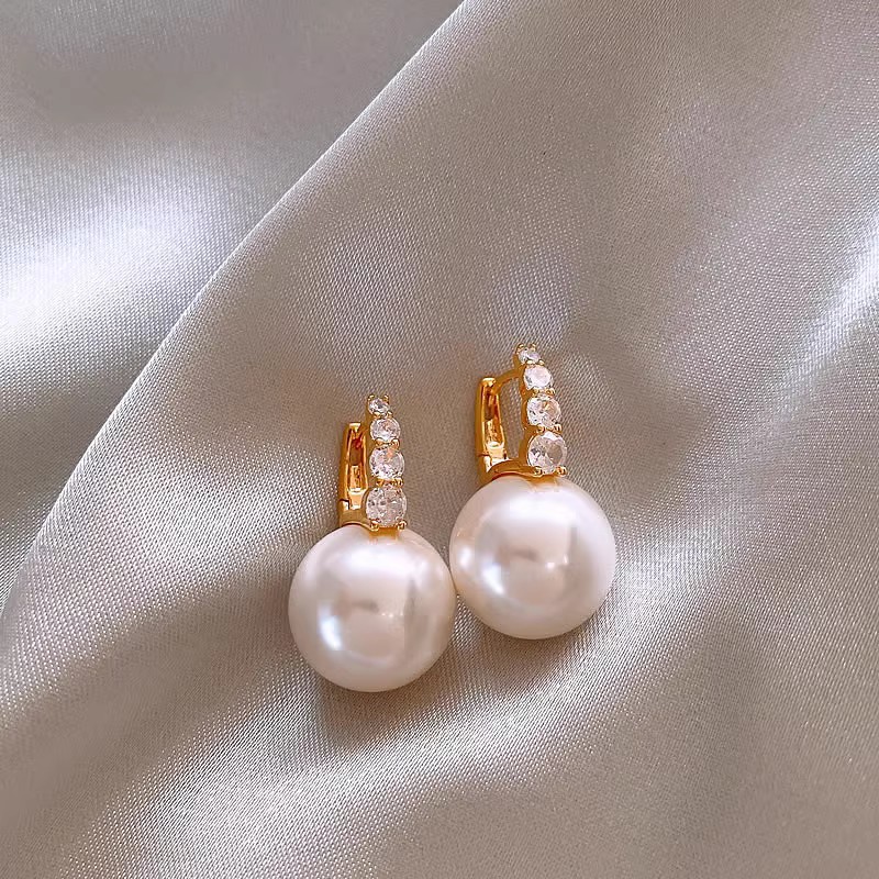 Silver needle flower love tassel earrings simple fashion Joker earrings small fresh light luxury high sense earrings wholesale