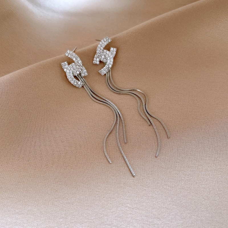 European and American Cross-border Long Wheat Ears Flowers Leaves Tassel Earrings Cold Style Elegant Earrings Light Luxury High-end Earrings