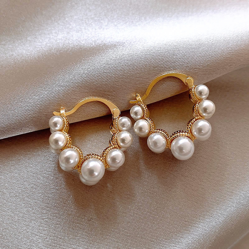 Silver needle flower love tassel earrings simple fashion Joker earrings small fresh light luxury high sense earrings wholesale