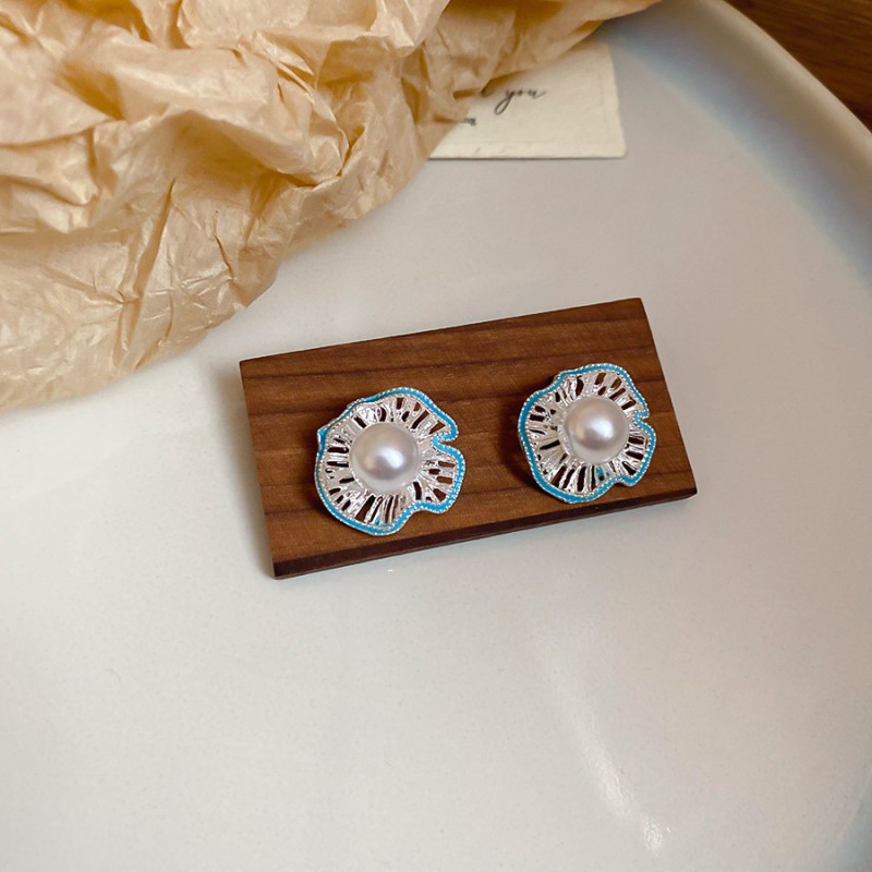 Silver Needle Fresh Blue Resin Diamond-Studded Round Earrings, Light Luxury High-End Earrings, Niche Forest-Style Temperament Ear Accessories