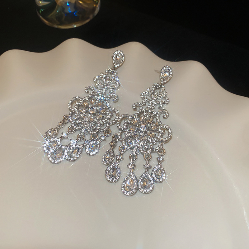 European and American Cross-border Long Wheat Ears Flowers Leaves Tassel Earrings Cold Style Elegant Earrings Light Luxury High-end Earrings