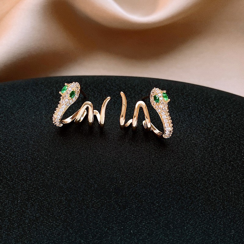 European and American Cross-border Green Zircon Flower Geometric Earrings Elegant All-match Earrings Light Luxury High-end Earrings Design Sense