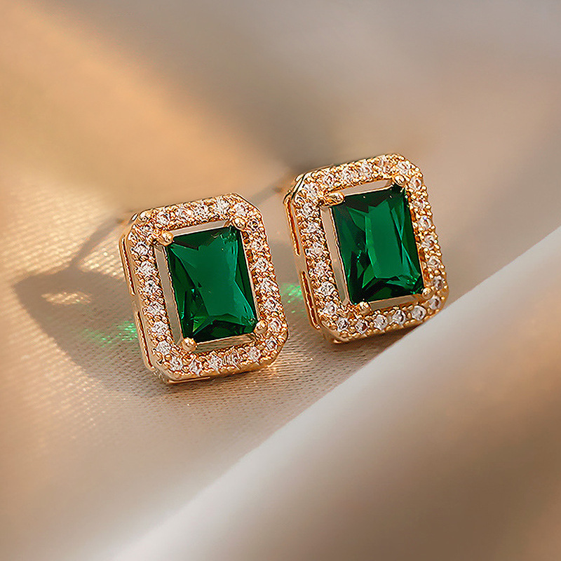European and American Cross-border Green Zircon Flower Geometric Earrings Elegant All-match Earrings Light Luxury High-end Earrings Design Sense