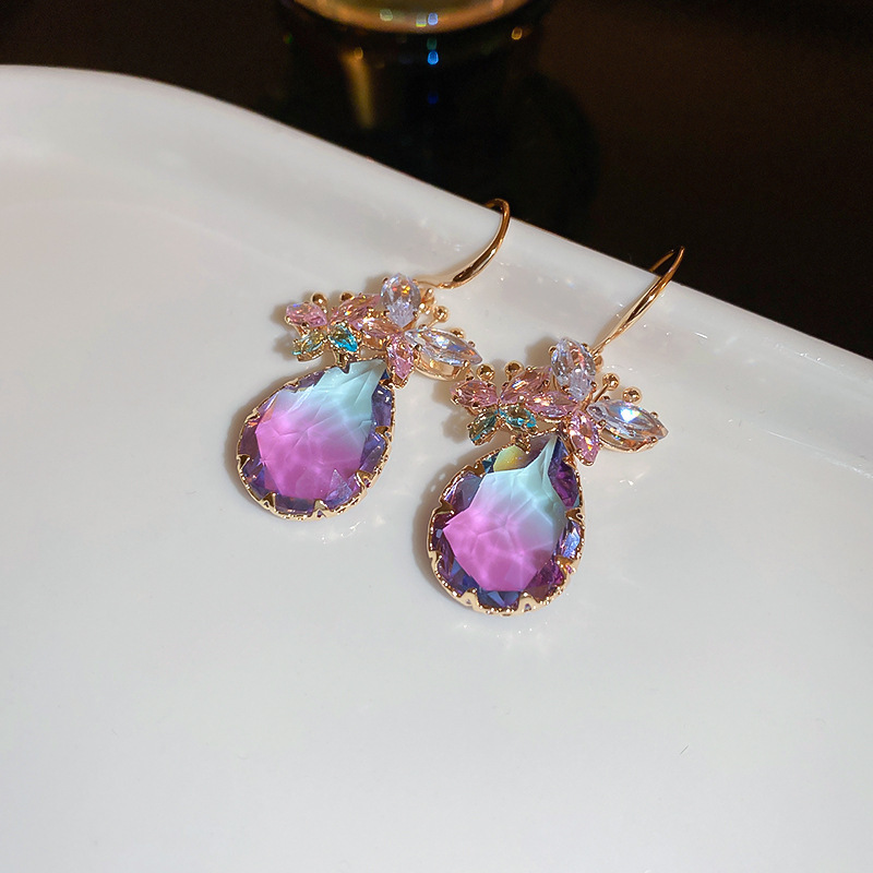 European and American Cross-border Green Zircon Flower Geometric Earrings Elegant All-match Earrings Light Luxury High-end Earrings Design Sense