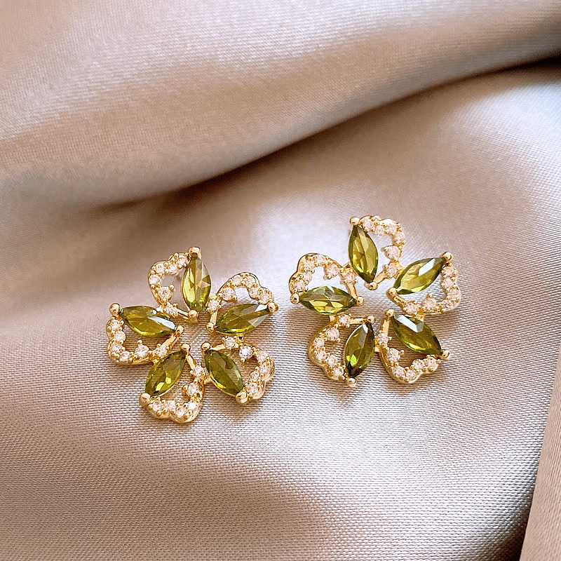 European and American Cross-border Green Zircon Flower Geometric Earrings Elegant All-match Earrings Light Luxury High-end Earrings Design Sense