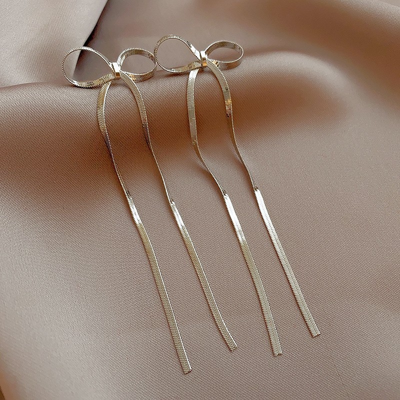 European and American Cross-border Long Wheat Ears Flowers Leaves Tassel Earrings Cold Style Elegant Earrings Light Luxury High-end Earrings